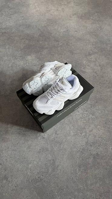 ultra boost: Кроссовки New Balance 9060, цвет белый. Маломерят.подойдут на 38 — 1