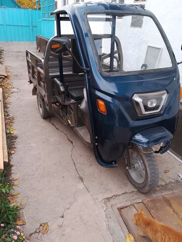 официант неполный рабочий день: Грузовое такси,перевозка небольших грузов,мешков до 1,5тонны