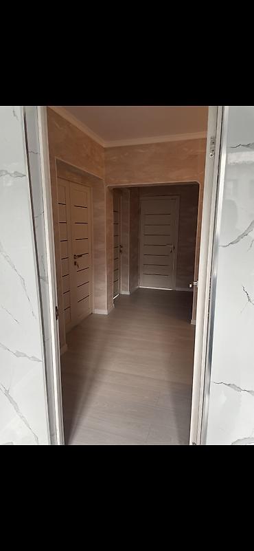 дордой1: 3 комнаты, 70 м², Дордой-1 ж/м Индивидуалка, 2 этаж, Евроремонт — 3
