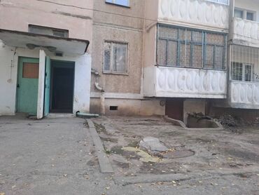 сдаю частный дом: 3 бөлмө, 65 кв. м, 106-серия, 1 кабат, Косметикалык ремонт