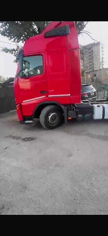 dongfeng l7: Тягач, Volvo, 2002 г., Без прицепа — 3