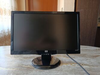 Monitorlar: HP S2031a LCD monitor - Ekran diaqonalı: 20” - Format: 16:9 geniş