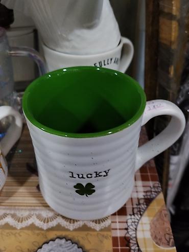 Кухонные принадлежности: Керамическая кружка “Lucky” с клевером - Материал: керамика. - Объем — 2