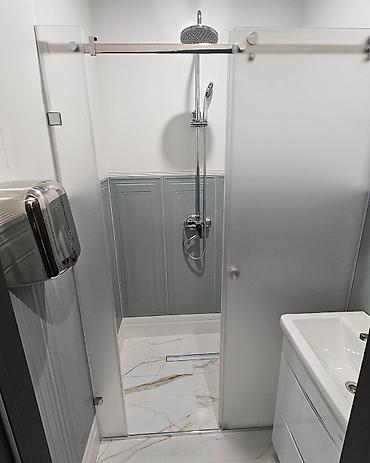 Душевые перегородки и ограждения: Душевые кабины душевые кабины Бишкек Душевые кабины и перегородки — 28