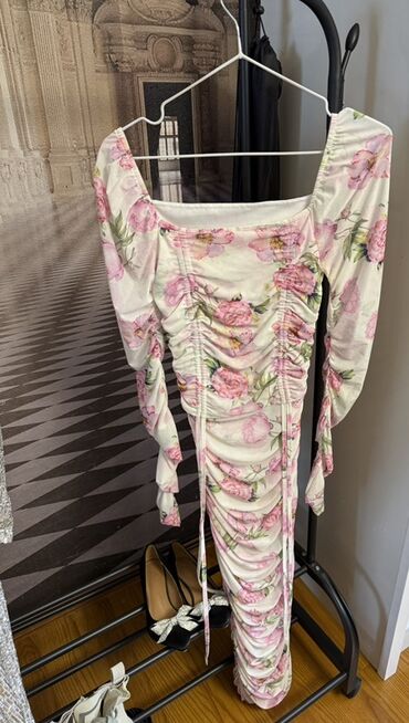 длинное платье с цветочным принтом: Кече көйнөгү, Трикотаж, Жеңдери менен, S, M