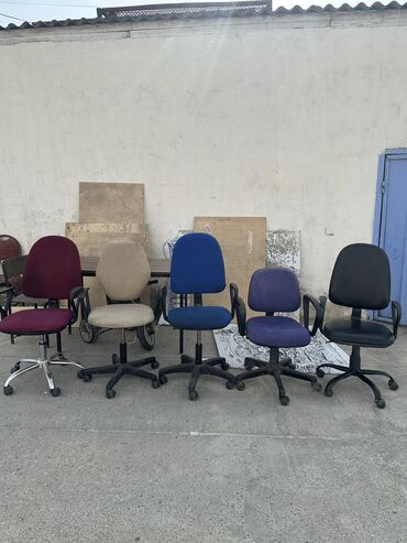 купить компьютерное кресло в баку: Kreslolar yaxşı vəziyyətdə hər şeyleri işlək