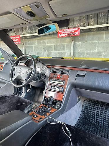 Mercedes-Benz: Mercedes-Benz E-Class: 1998 г., Седан — 5