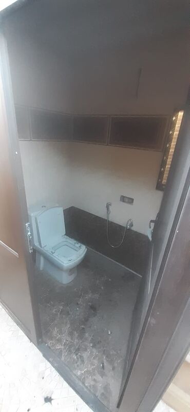 Həyət evləri və villaların satışı: 5 otaqlı, 7 kv. m, Yeni təmirli — 6