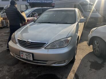 Toyota: Toyota Camry: 2003 г. — 1