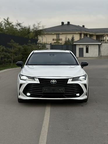 Toyota: Toyota Avalon: 2021 г., 2.5 л, Автомат, Гибрид, Седан — 2