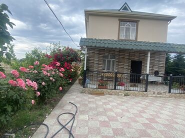 Həyət evləri və villaların satışı: 6 otaqlı, 112 kv. m, Yeni təmirli