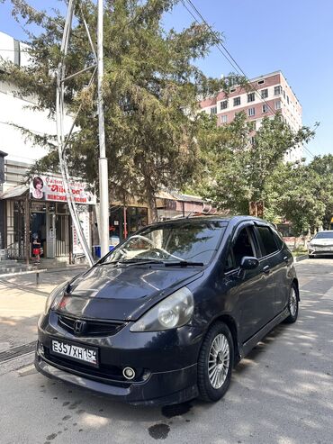 хендай солярис бишкек цена: Honda Fit: 2003 г., 1.5 л, Вариатор, Бензин