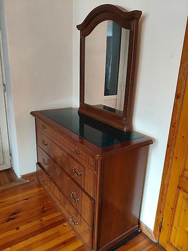 Спальные гарнитуры: Спальный гарнитур, Б/у, Двуспальная кровать, Дерево, цвет - Коричневый — 3