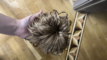 Təbii saçlar, pariklər: Parik, Süni — 13