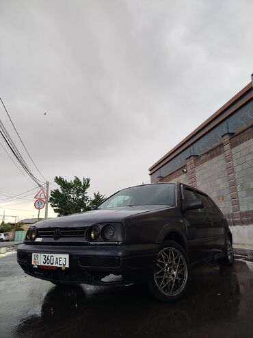 купить фронтальный погрузчик бу: Volkswagen Golf GTI: 1993 г., 2 л, Механика, Бензин, Хэтчбэк