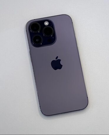 Apple iPhone: IPhone 14 Pro, Б/у, 256 ГБ, Deep Purple, Зарядное устройство, Защитное стекло, Чехол, 94 %
