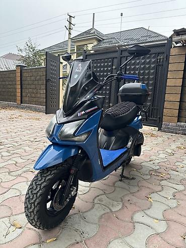 Скутеры: Продаю синий самурайчик💙 2025года😍🤍 165ти кубовыйй🔥🤍 пробег 4200км😍 — 3