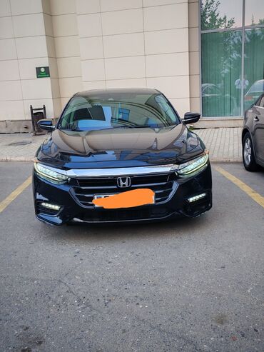 Honda: Honda Insight Hybrid sedan - Güc aqreqatı: benzin-elektrik hibrid — 7