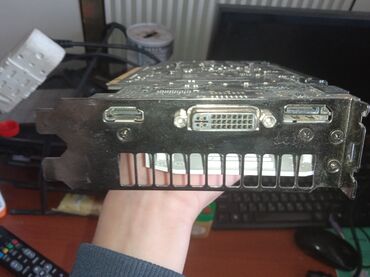 Настольные ПК и рабочие станции: Компьютер, ядер - 4, ОЗУ 16 ГБ, Игровой, Б/у, Intel Xeon, HDD — 7