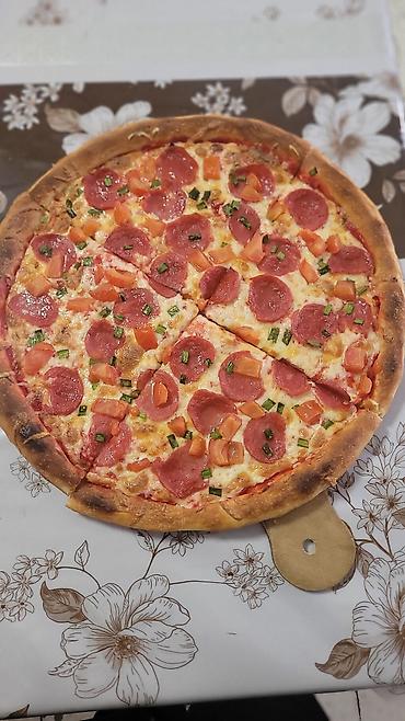 Готовые блюда, кулинария: Пицца ручной работы от 300 и выше - Тесто: классическое дрожжевое — 3