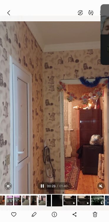 Mənzil kirayələyirəm: Kirayə verilən mənzil – 2 otaqlı Plan və otaqlar: - Geniş dəhliz — 4