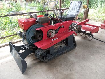 трактор 1025 2: Гусеничный мини трактор сатылат 25 аттын кучу бар