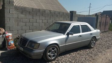 мерседес механика: Mercedes-Benz 220: 1994 г., 2 л, Механика, Бензин, Седан
