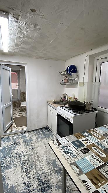 Продажа коттеджей и домов: 🏡 Үй сатылат! 📍 Дарек: Ош шаары горбаНя кичи району. Ул Узгенская 📏 — 3