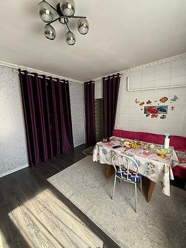 Продажа полдома: 🏡 Продаётся полдома. 📍 Локация: Село Маевка 📐 Основные параметры: 👉 — 9