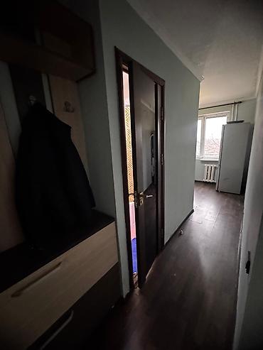 Двери для бани и саун: БАТИР САТЫЛАТ 📍Бөлмө:2 бөлмө 📍104-серия 📍Кабат: 5/4-кабат — 7