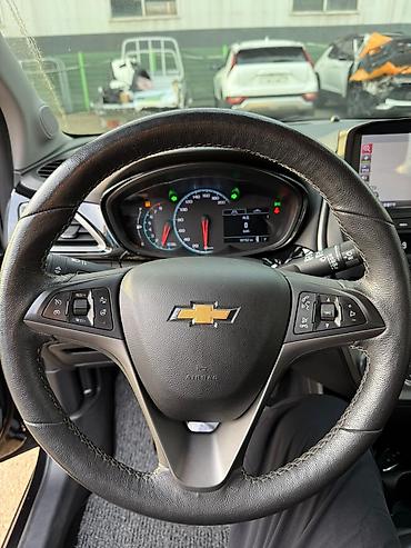 Chevrolet: Chevrolet Spark: 2020 г., 1 л, Вариатор, Бензин, Хэтчбэк — 8