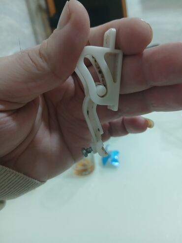 пластик терезе: Məhsul: Pərdələr üçün plastik jalüzi/korniş lameli üçün yönləndirici