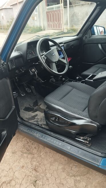 VAZ (LADA): VAZ (LADA) 4x4 Niva: 1.7 l | 2014 il 189000 km Ofrouder/SUV — 7