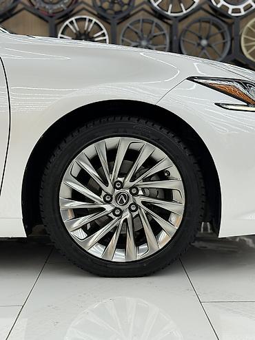 Lexus: Lexus ES: 2019 г., 2.5 л, Вариатор, Гибрид, Седан — 8