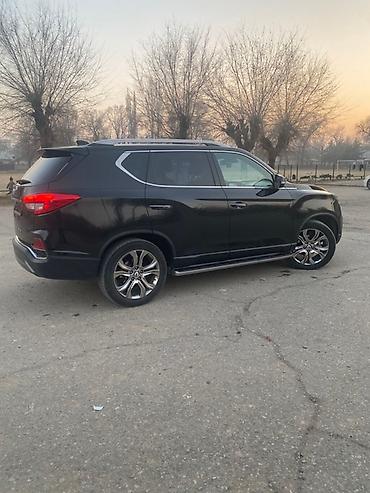 Другие автомобили: Ssangyong Rehton G4 :
Внедорожник 5-местный внедорожник свет черный — 4