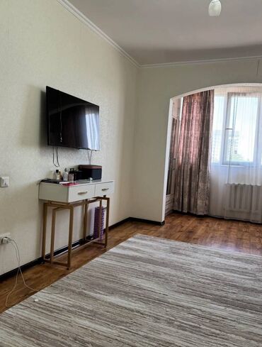 Продажа участков: 1 комната, 45 м², Индивидуалка, 6 этаж, Косметический ремонт