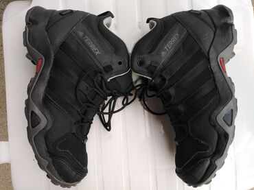adidas cizme: Adidas Terrex Gore-tex. Br. 38(u. g.23,5cm). Gore-tex materijal