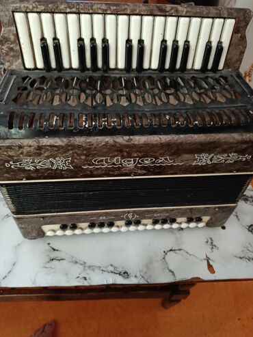 Midi-klaviaturalar: Qarmon, Rəqəmsal, İşlənmiş, Ünvandan götürmə