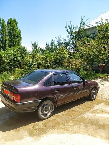 купить машину шевроле: Opel Vectra: 1992 г., 1.6 л, Механика, Бензин, Седан