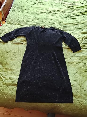 qizil uzukler type 1: Qara rəngli parıltılı qadın donu - Model: Dizdən bir az yuxarı — 1