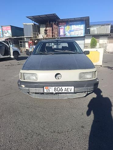 pass: Volkswagen Passat: 1988 г., 1.8 л, Механика, Бензин, Седан — 2