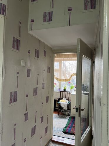 вторичное жилье в рассрочку: 1 комната, 31 м², Индивидуалка, 2 этаж, Старый ремонт