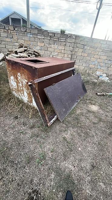 divar polkasi: Metal raf və yeraltı metal anbar (bunker) komplekti - Ağ rəngli metal — 4