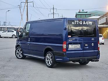 Ford: Ford Transit: 2.2 l | 2007 il 261233 km Van body type — 5