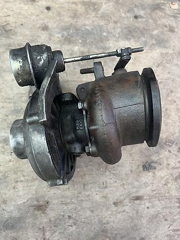 turbo mersedes: 606 3 turbodizelin turbosu. İşlək deyil yığılmalıdır — 2