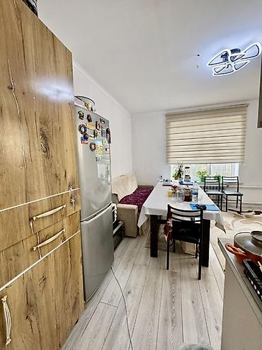 Продажа коттеджей и домов: 🏡 ПРОДАЁТСЯ ДОМ В ЖИЛМАССИВЕ ӨСКӨН-ОРДО 📍 Адрес: жилмассив Өскөн-Ордо — 5
