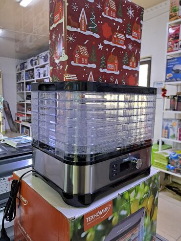 Сушилки для овощей и фруктов: Сушилка для овощей Техномир SG-400LCD Мощность 400вт Количество — 9