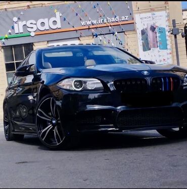 BMW 528: 2 l | 2014 il Sedan