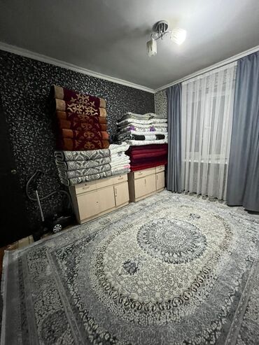 Угловые диваны: Продается или Обменивается 2-комнатная квартира в Бишкеке — 6