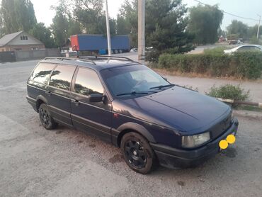 варянтка машина: Volkswagen Passat: 1991 г., 2 л, Механика, Бензин, Универсал